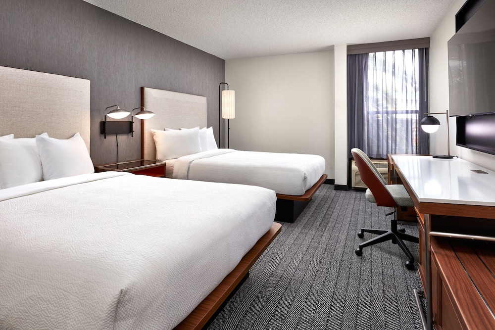 Courtyard by Marriott Vallejo Napa Valley - photo 10