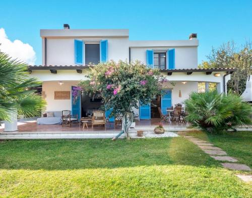 Alghero Villa Josephine con piscina e Parco per 8 ospiti — 4-Star Luxury Hotel in Alghero, Italy