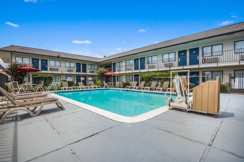 Motel 6 College Station TX Bryan - featured photo