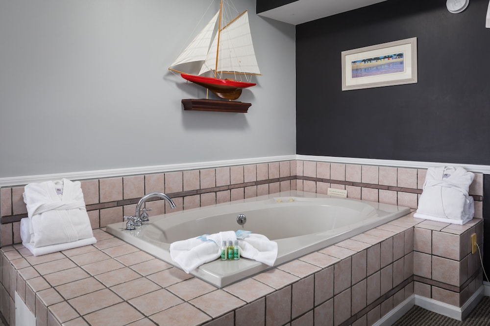 Old Harbor Inn - photo 120