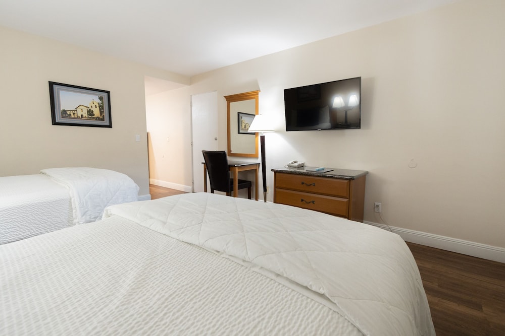 King Frederik Inn - photo 16