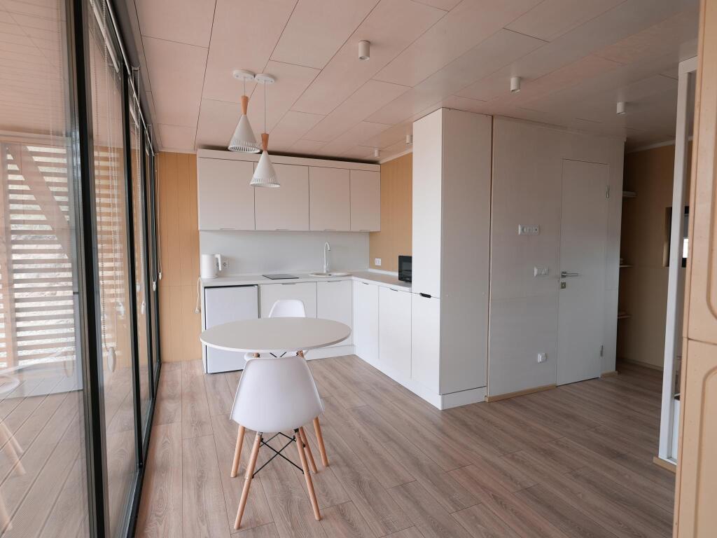 AirGlamping - carbon neutral hotel in Unknown City