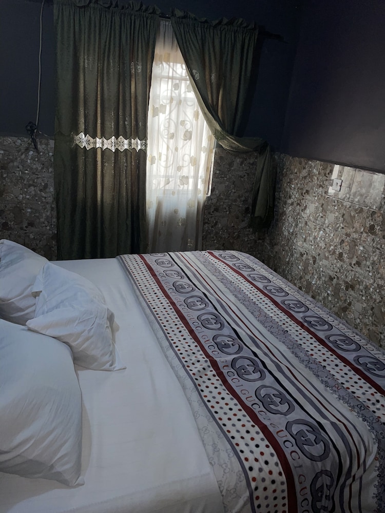 Sunrise hotels - carbon neutral hotel in Owerri