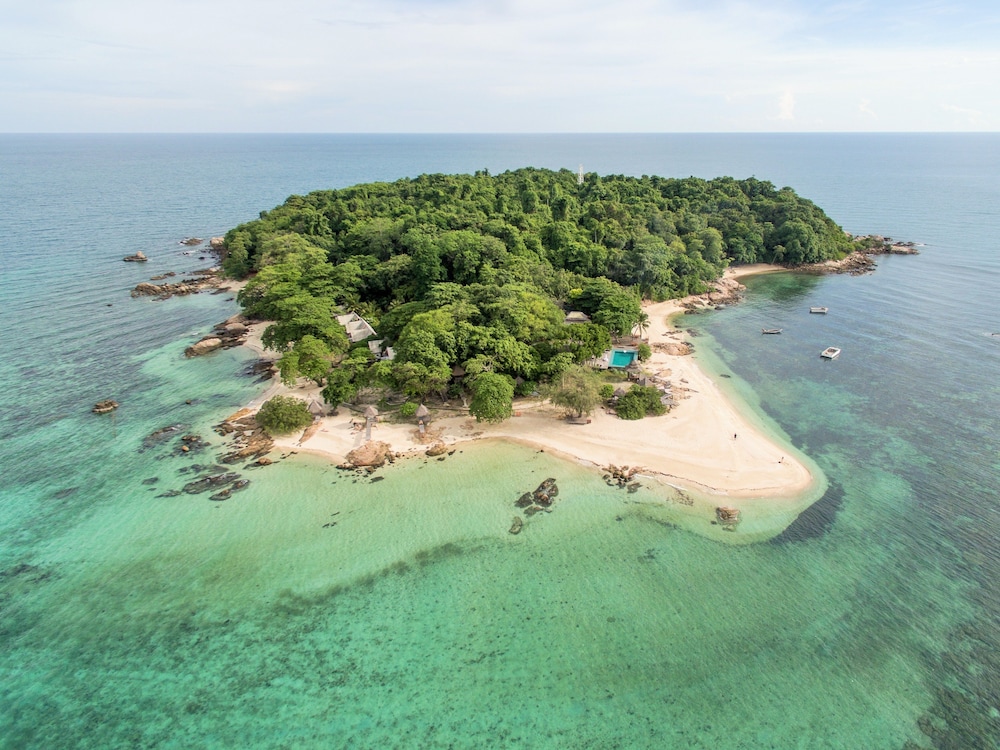 Koh Munnork Private Island in Rayong, Thailand