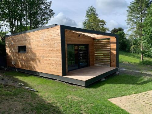 Le cabanon - carbon neutral hotel in Houffalize