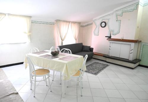 Home 2000 — Acri — photo 2