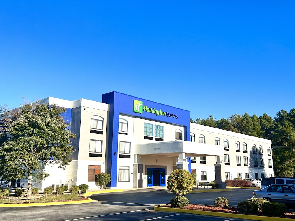 Holiday Inn Express Madison by IHG - photo 47