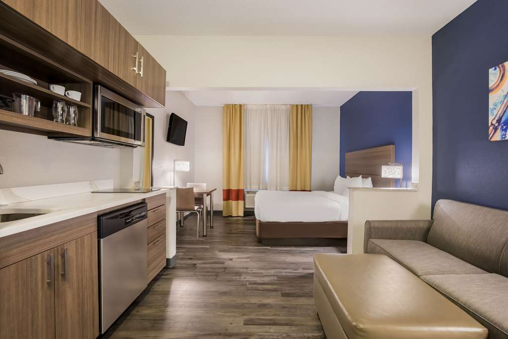 MainStay Suites Joliet I 55 - photo 10