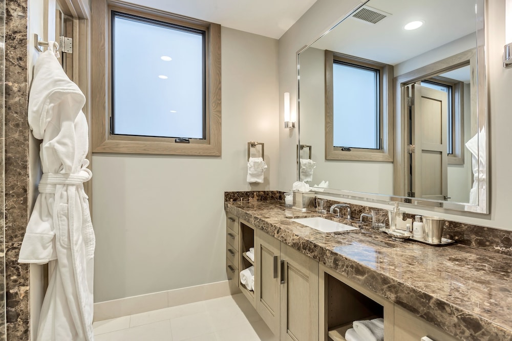 Premium Five Bedroom Suite 5 Apartment Hotel by Redawning - photo 25