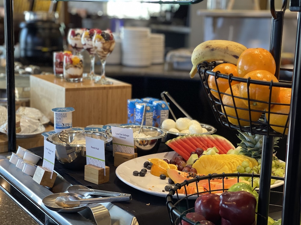 DoubleTree by Hilton Omaha Southwest - photo 29