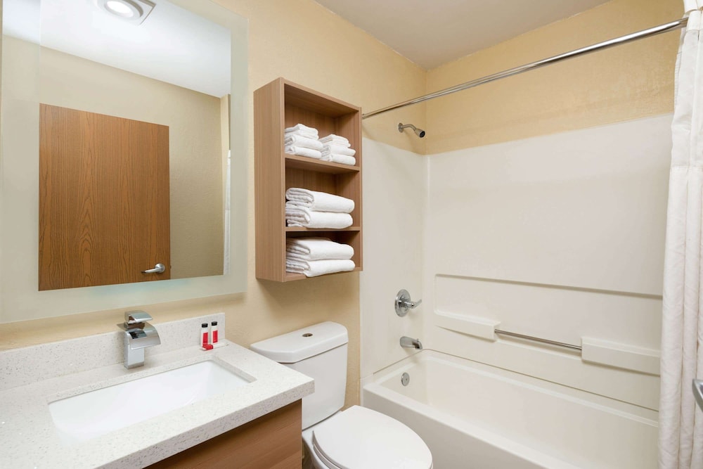 Microtel Inn & Suites by Wyndham Florence - photo 14
