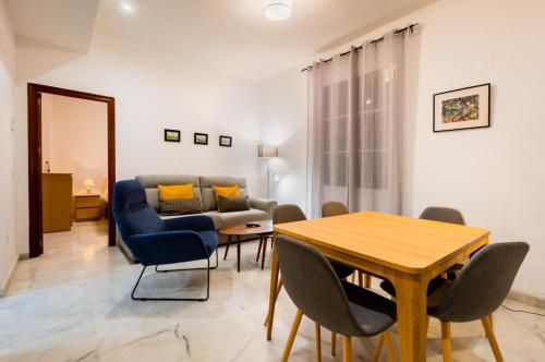 Minty Stay Mendoza Rios — Sevilla