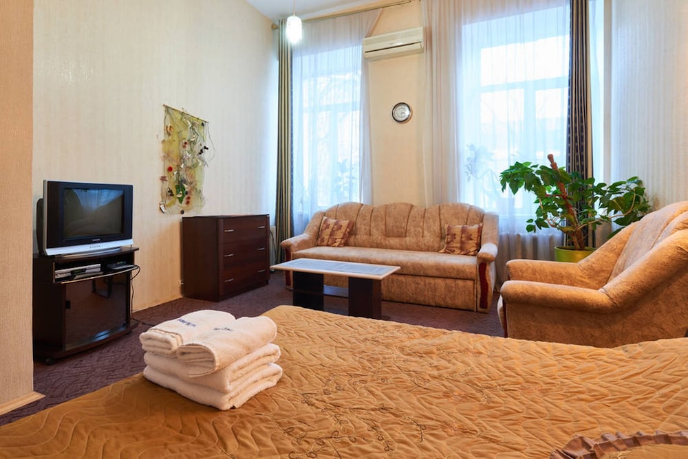 Home Hotel Yaroslavskaya 15 23