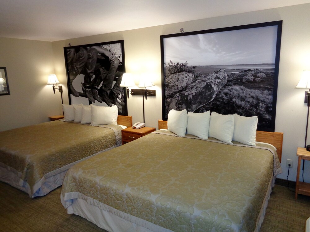 Homestead Inn and Suites - photo 23