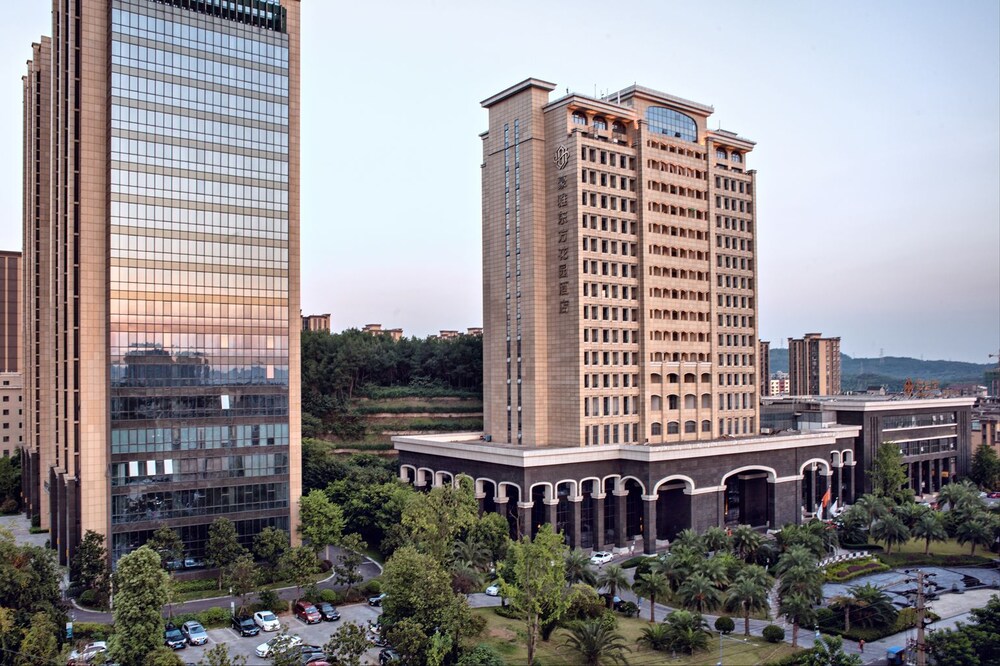 Minyoun Nanchong Oriental Garden Hotel — 4-Star Luxury Hotel in Nanchong, People's Republic of China