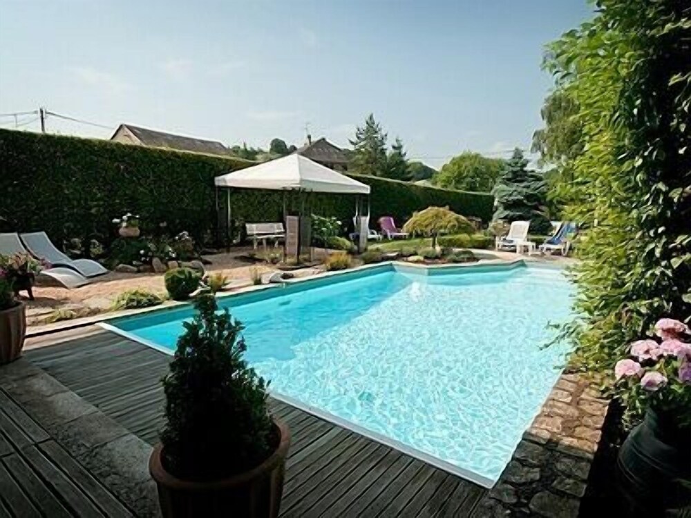 Nougier - carbon neutral hotel in Gueret