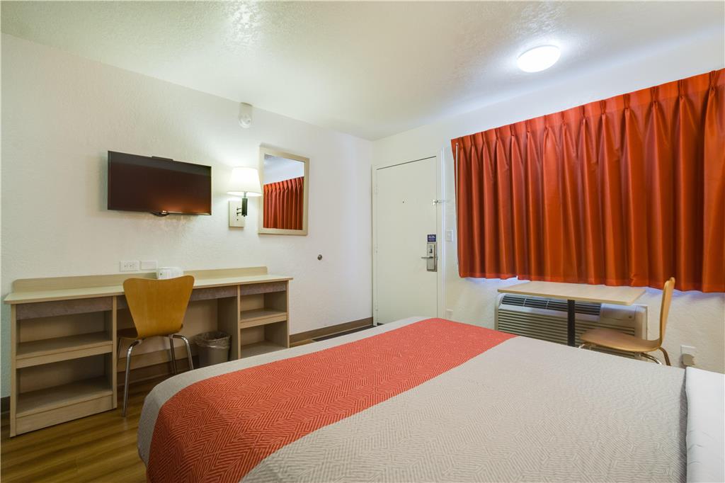 Motel 6 Lakewood CO - photo 9