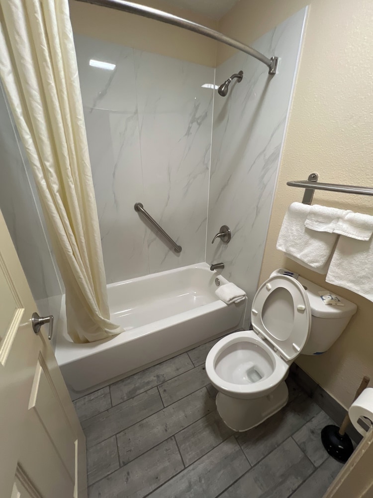 CourtesyStay - photo 6