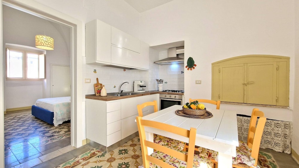 Dimora Maniscalco With Star Vault Ceilings In Matino 2 Bedrooms — Matino