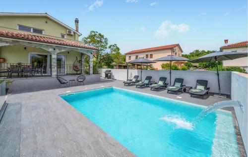 4 Bedroom Gorgeous Home In Pula — 4-Star Luxury Hotel in Pula, Croatia