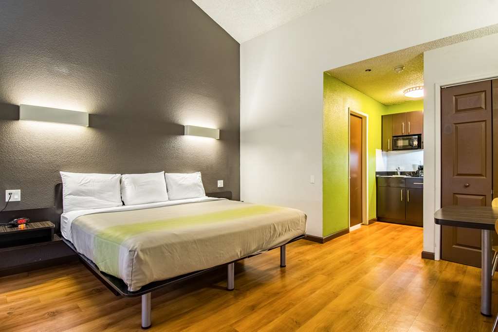 Studio6 Cypress CA - photo 10