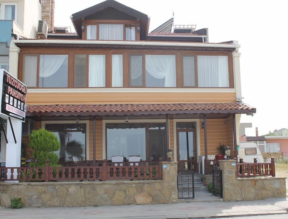 Tuzcuoğlu Pansiyon - carbon neutral hotel in Eceabat