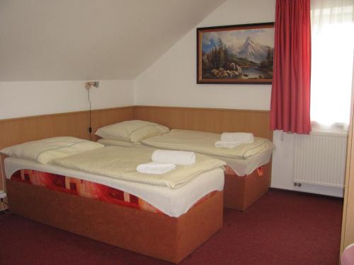 Šindlerův Dvůr — Krmelin — photo 3