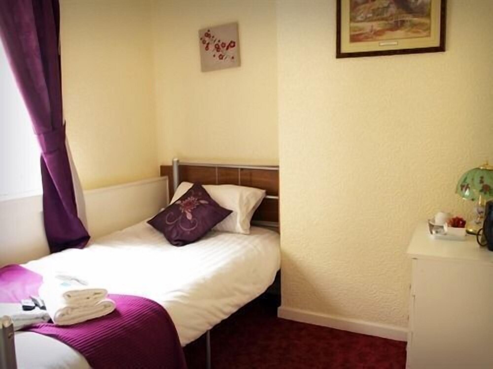 Lichfield Hotel — Blackpool — photo 4