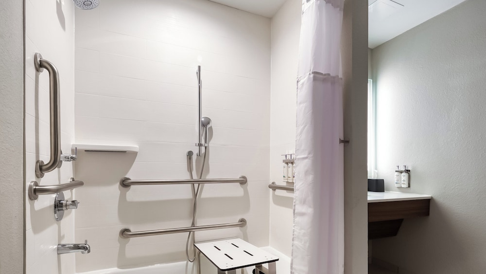 Holiday Inn Nashville Airport by IHG - photo 24