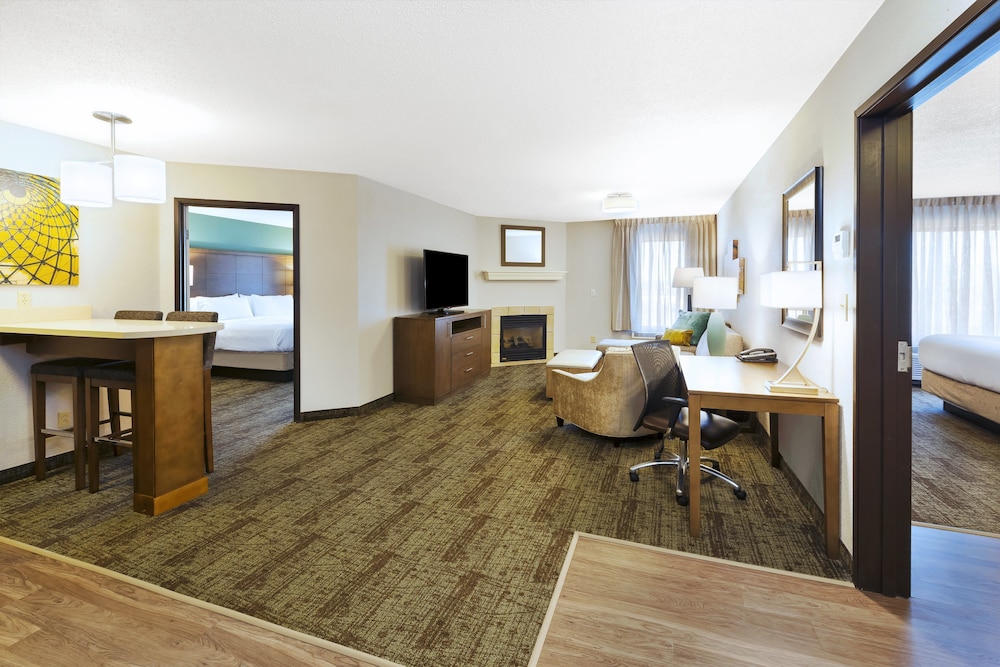 Staybridge Suites Columbia by IHG - photo 9