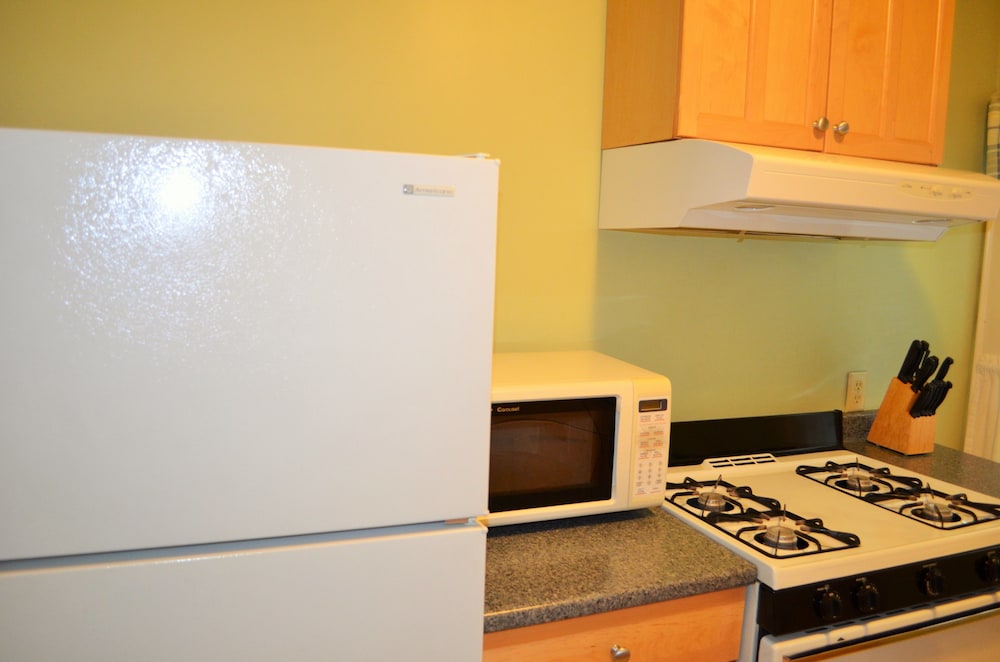 Maple Terrace Motel - photo 60