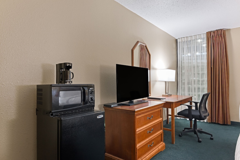 LeBossier Hotel - photo 7