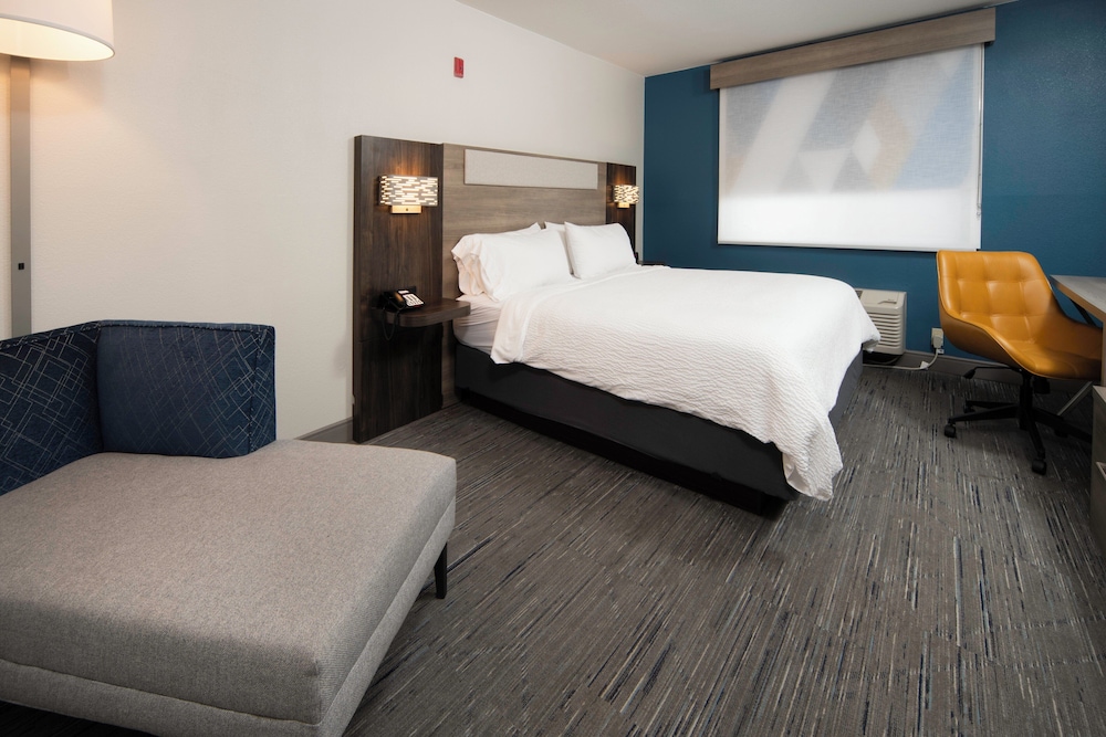 Holiday Inn Express Hotel & Suites Canyon by IHG - photo 33