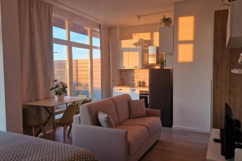 Cozy flat in Famagosta area near The Olympic Venue Unipol Forum di Assago — 4-Star Luxury Hotel in Milan, Italy