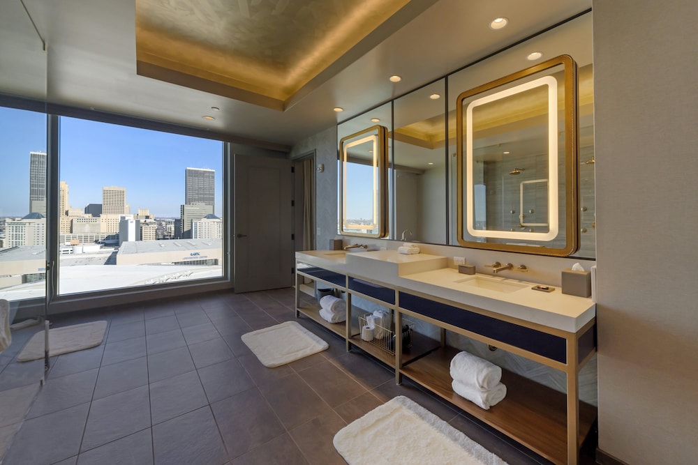 Omni Oklahoma City Hotel - photo 5