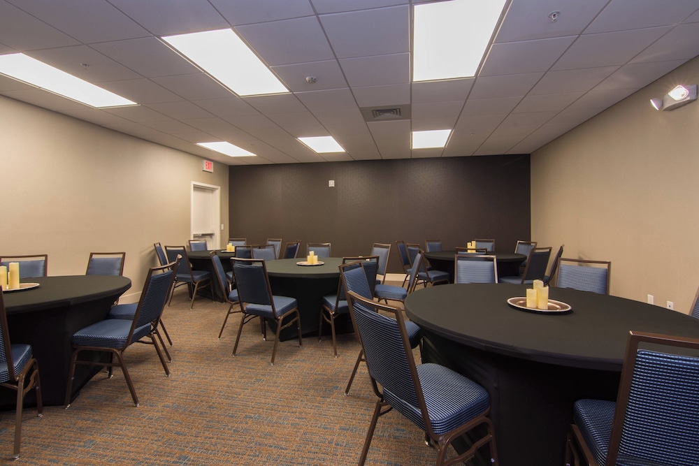Courtyard Raleigh Durham Airport Brier Creek - photo 38