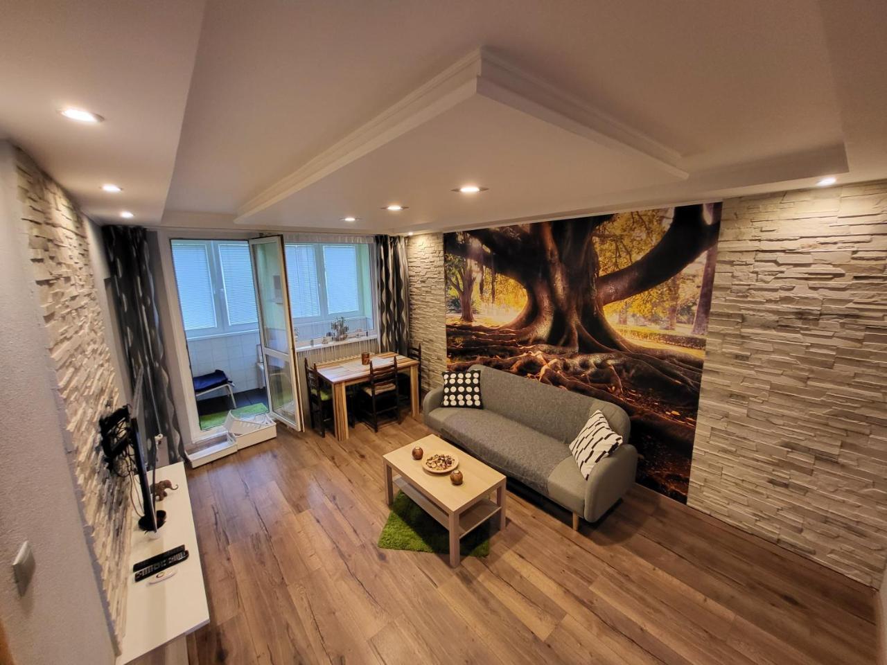 Apartmán George — 4-Star Luxury Hotel in Bratislava, Slovakia