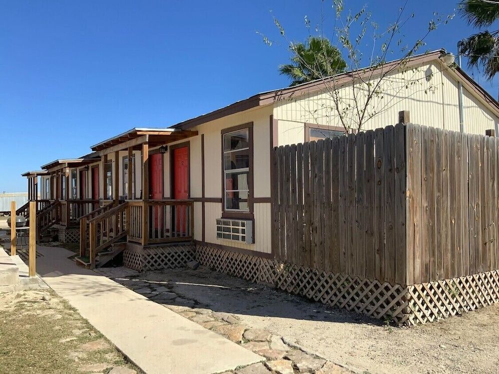 Extended Stay of Carrizo Springs - photo 7
