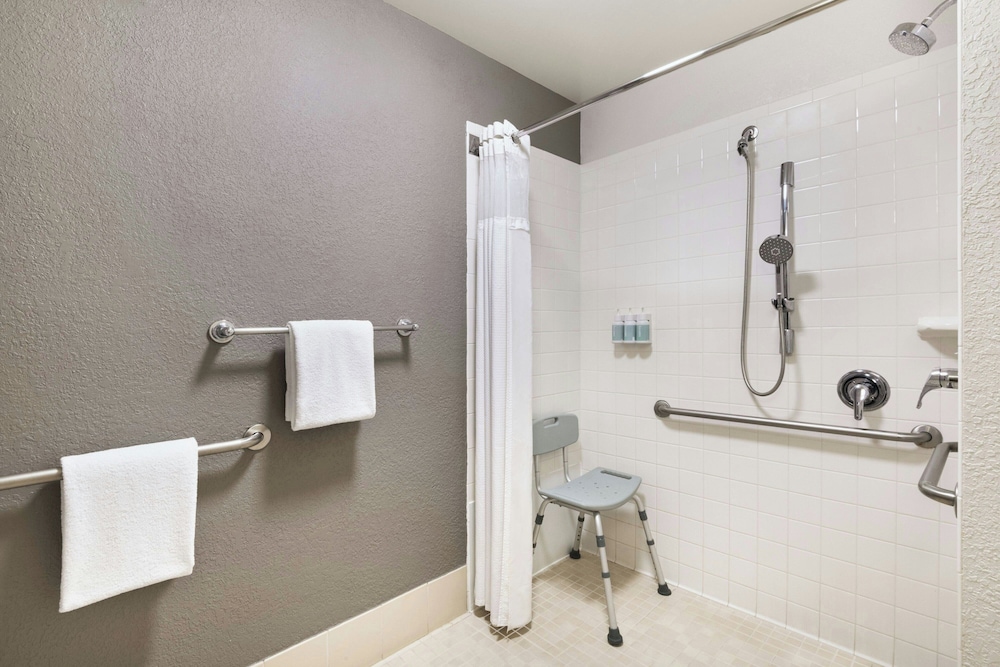 Courtyard by Marriott Basking Ridge - photo 15