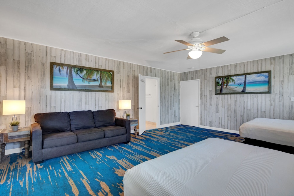 Seascape Resort & Marina - photo 20