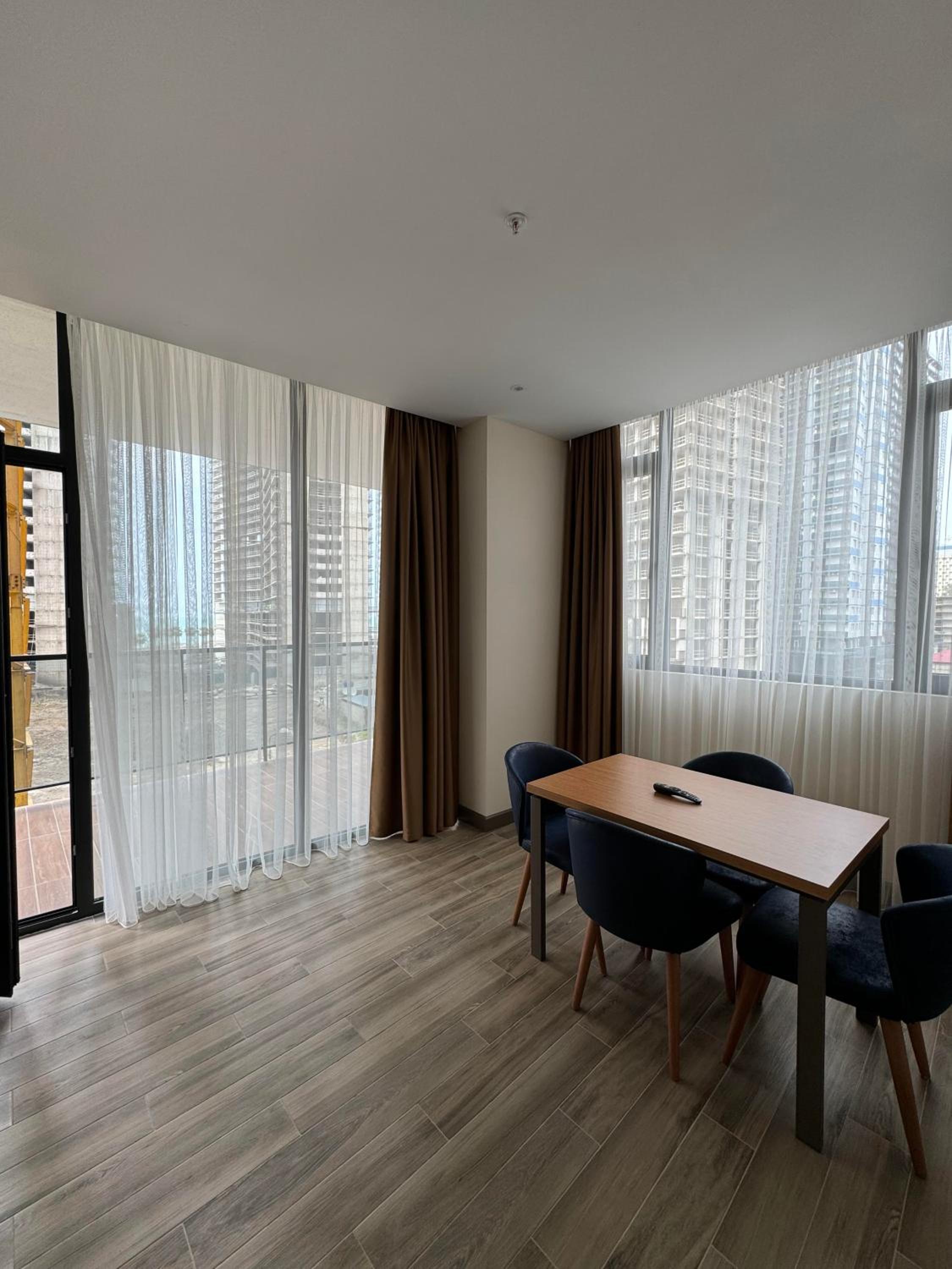 New wave apart hotel