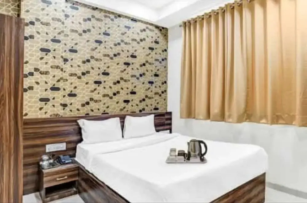 The Hotel Chandragupta - last minute hotel in Indore