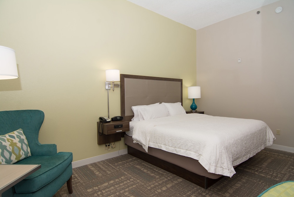 Hampton Inn Jacksonville I 10 West - photo 3
