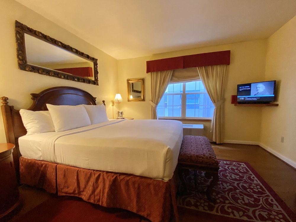 Excelsior Inn - photo 20