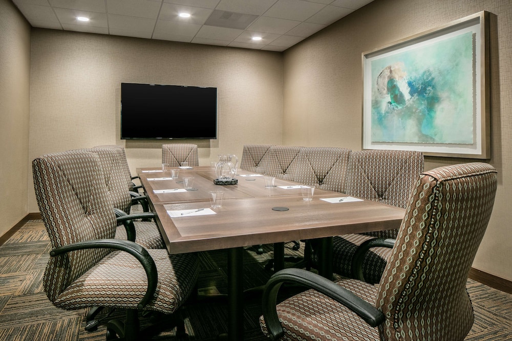 Hampton Inn & Suites Mason City - photo 30