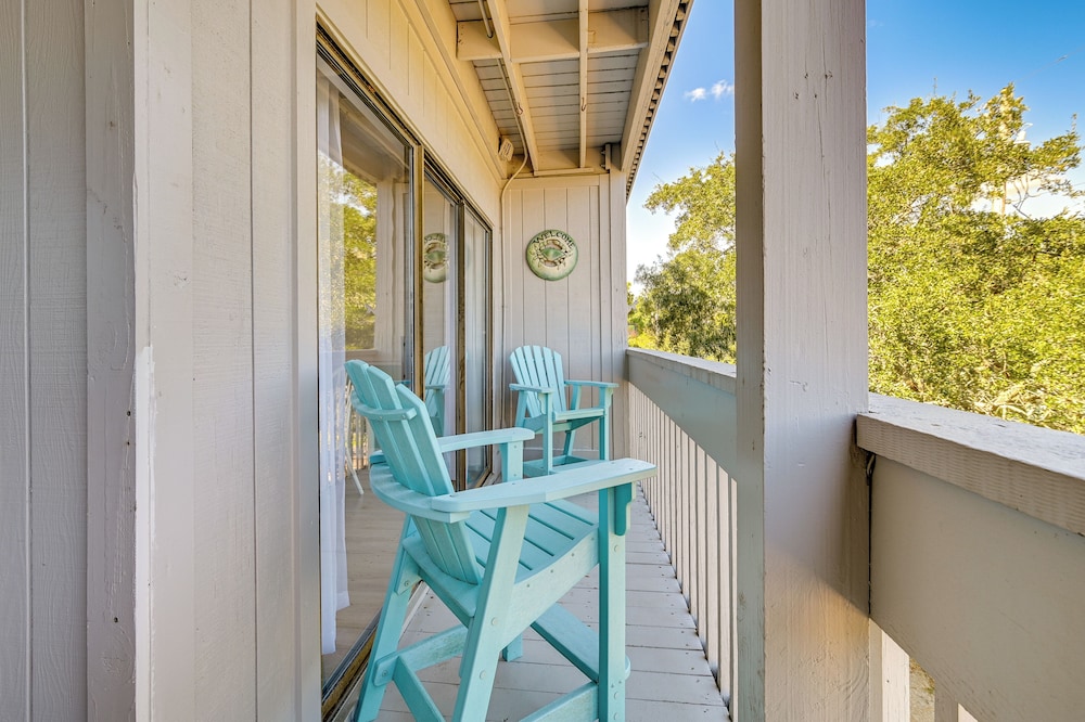 Walk to Beach: Gem w Balcony in Sea Grove Resort - photo 12