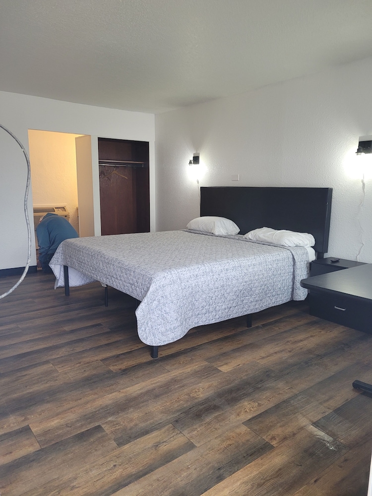 Custom Stay Thief River Falls - photo 7