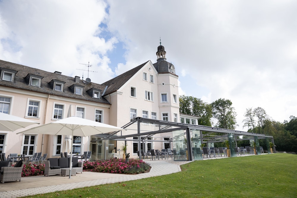 Hotel Haus Delecke — Mohnesee