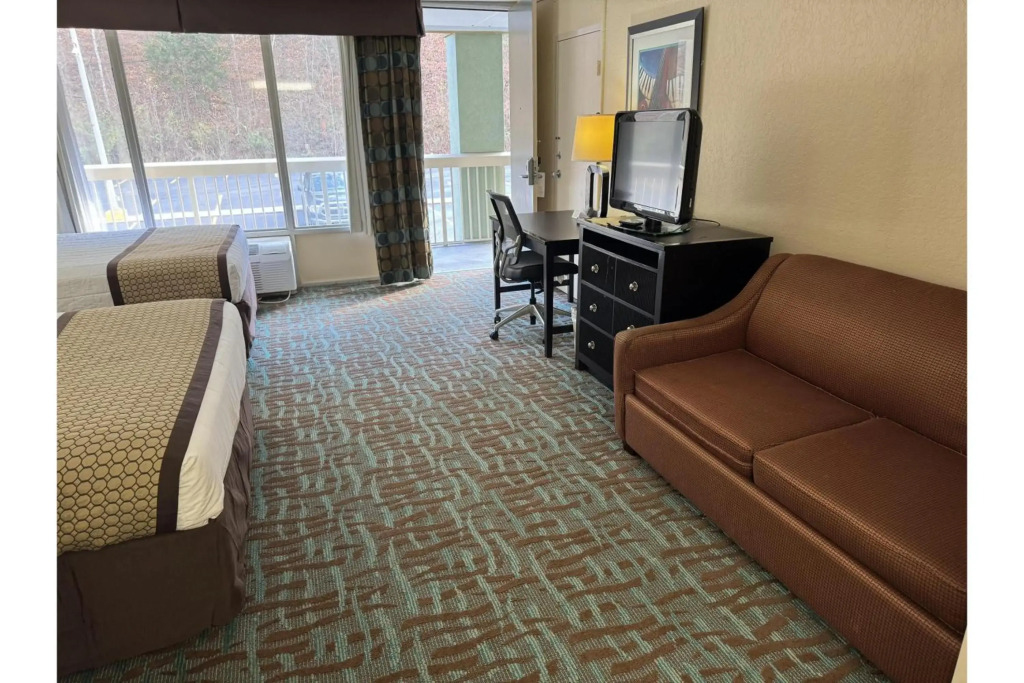 Travelodge by Wyndham Harriman - photo 20