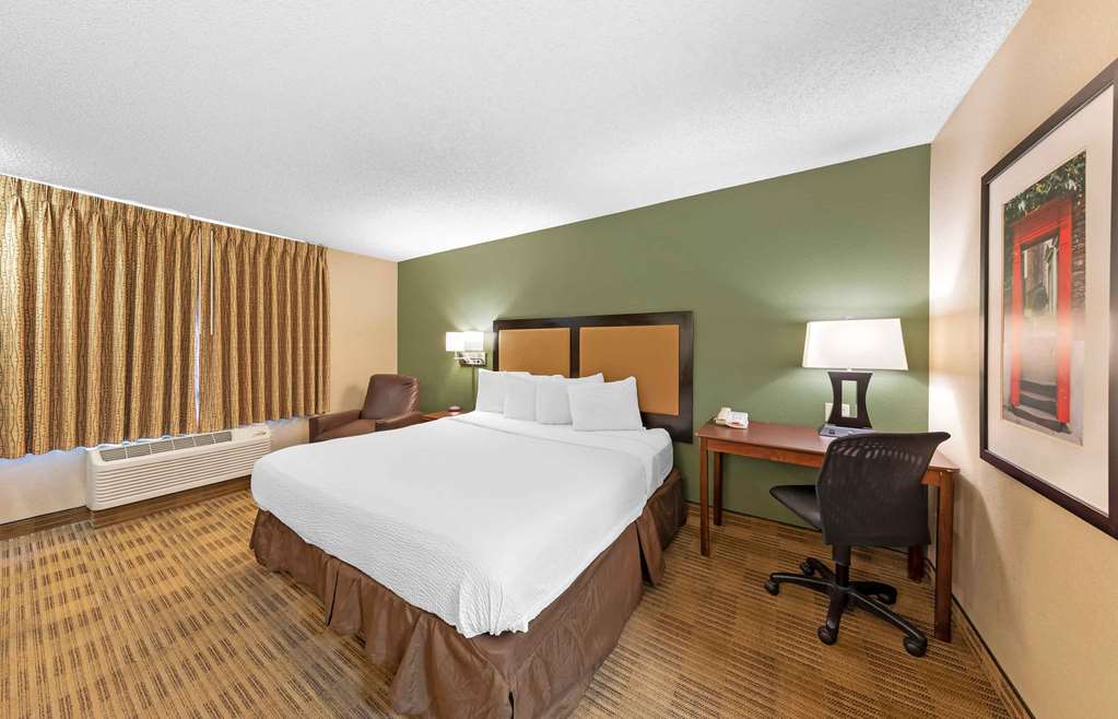 Extended Stay America Suites Los Angeles Valencia - photo 17